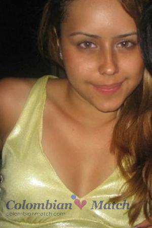 151696 - Jenifer Age: 38 - Colombia