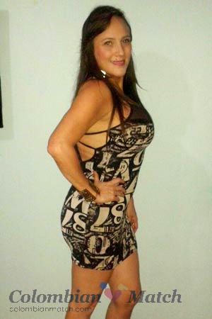 153446 - Liliana Maria Age: 53 - Colombia