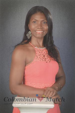 158180 - Leides Age: 48 - Colombia