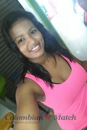 165829 - Adriana Age: 38 - Colombia