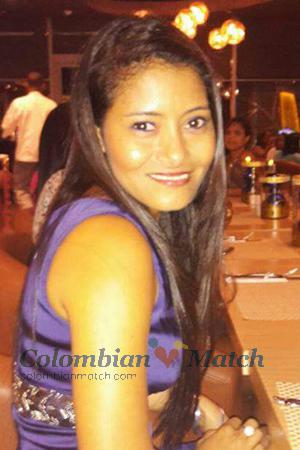 170629 - Gladis Age: 38 - Colombia
