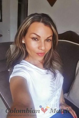 174140 - Sandra Age: 53 - Colombia