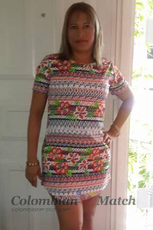 177102 - Nohemi Age: 44 - Colombia