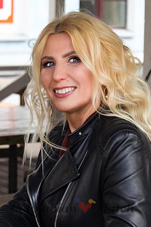 177294 - Yuliya Age: 56 - Russia