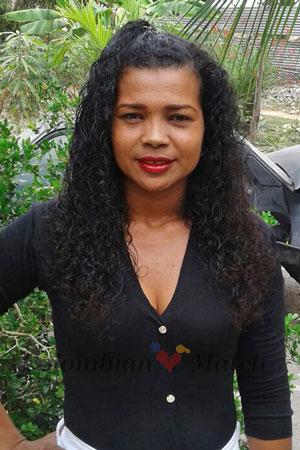 177616 - Amilde Age: 43 - Colombia