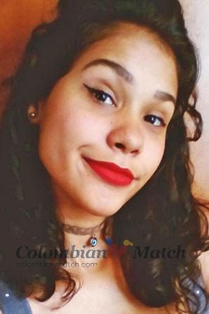 178110 - Maudelis Age: 27 - Venezuela