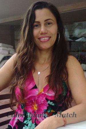 179049 - Sandra Age: 53 - Colombia