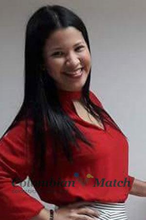 180658 - Karime Age: 41 - Colombia