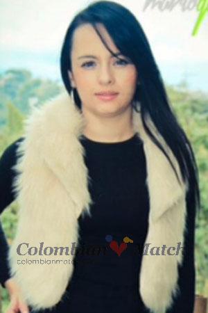 182215 - Yenny Age: 39 - Colombia