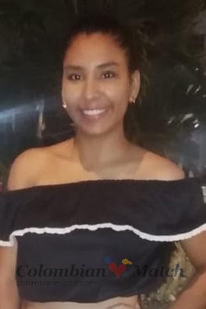 182401 - Shana Age: 26 - Colombia