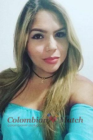 182423 - Stephanie Age: 34 - Colombia