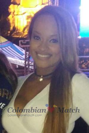 183296 - Dayana Age: 34 - Colombia
