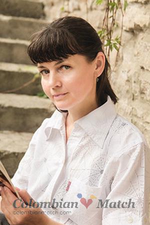 185679 - Nataliya Age: 62 - Russia