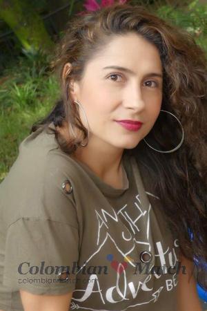 187456 - Yuliana Age: 42 - Colombia