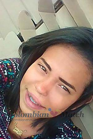 188032 - Martha Age: 28 - Venezuela