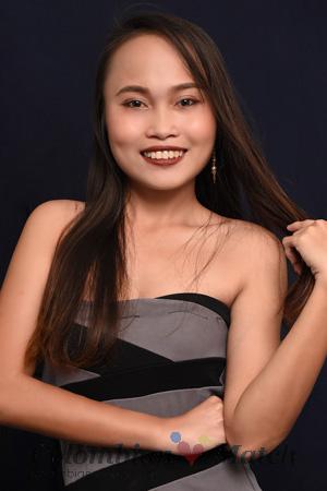 190743 - Maria Theresa Age: 27 - Philippines