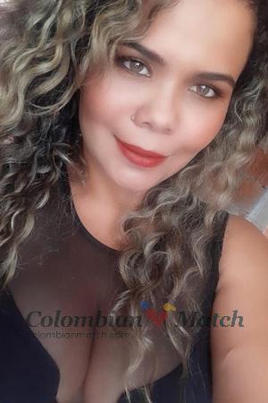 192919 - Fernanda Age: 37 - Colombia
