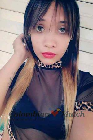 194372 - ILianet Age: 26 - Cuba