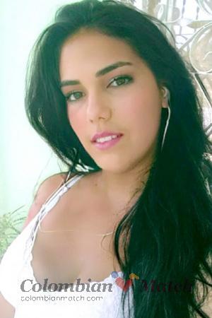 195136 - Laura Age: 27 - Cuba