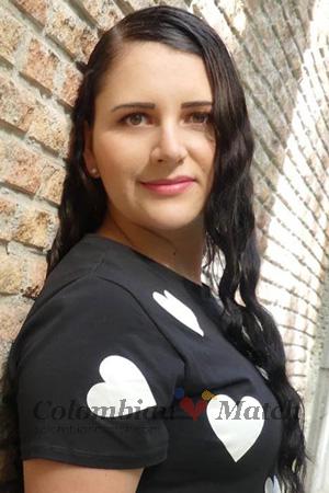 197391 - Vanessa Age: 35 - Colombia