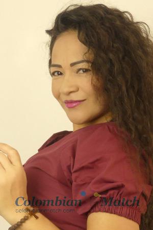 197735 - Luzmila Age: 49 - Colombia