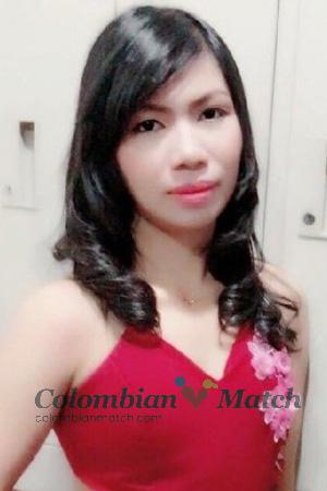 200469 - Nipaporn Age: 42 - Thailand