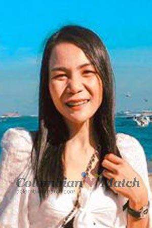 200689 - Natnicha (Nicha) Age: 40 - Thailand