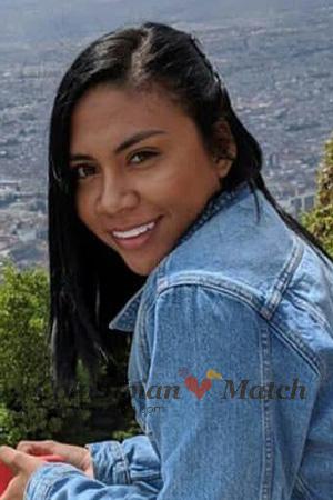 201129 - Estefany Age: 30 - Colombia