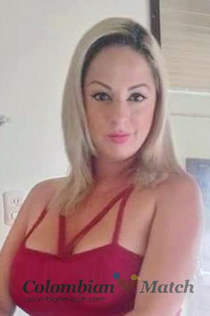 204168 - Yeniffer Age: 40 - Costa Rica