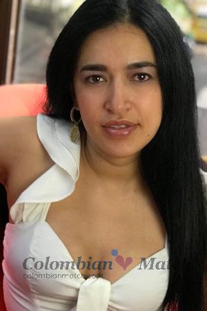 204173 - Diana Age: 40 - Colombia