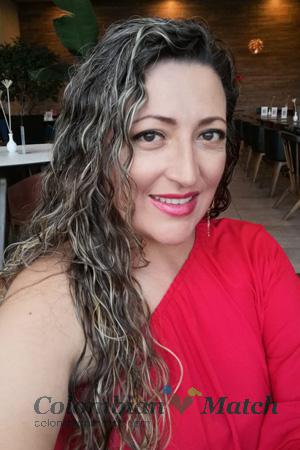 205749 - Yasmin Aleyda Age: 44 - Colombia