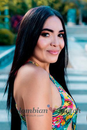206355 - Angie Age: 33 - Colombia