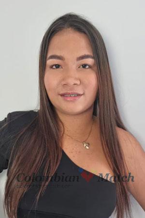 207661 - Jessenia Age: 27 - Colombia