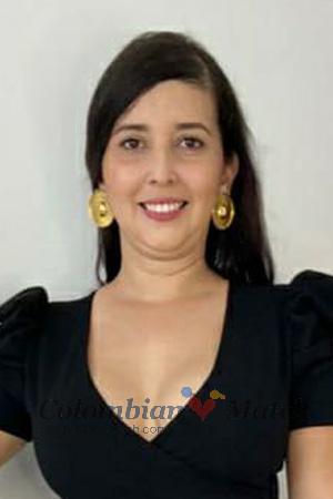 208163 - Adriana Age: 42 - Colombia