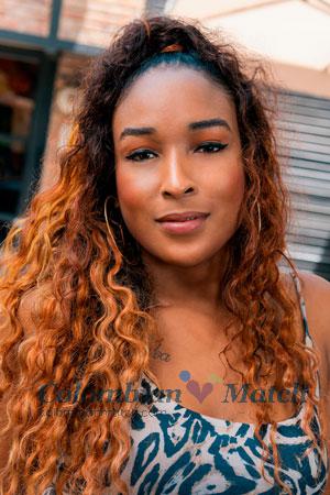 208732 - Yorlenys Age: 33 - Colombia