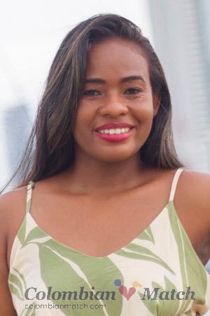 210441 - Karelis Age: 36 - Colombia