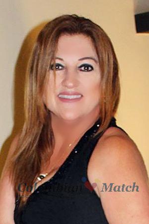 210452 - Olga Age: 56 - Costa Rica