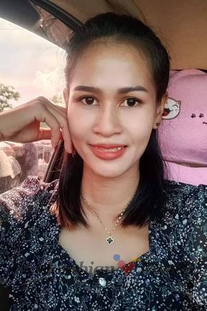 211510 - Supatta Age: 34 - Thailand