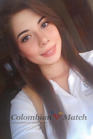 212026 - Michelle Age: 28 - Colombia