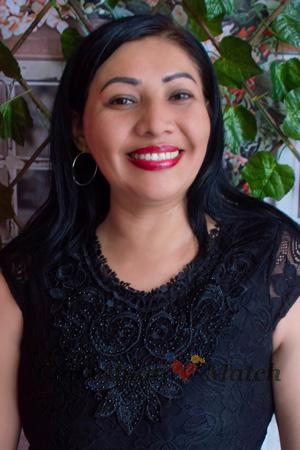 213006 - Alicia Age: 46 - Peru