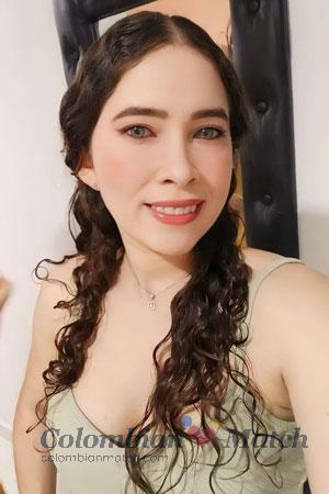 213138 - Yesica Age: 35 - Colombia