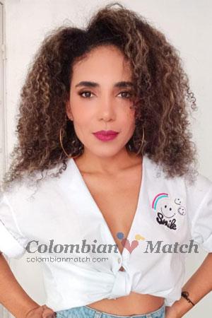 213764 - Karela Age: 42 - Colombia