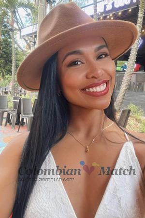 214707 - Eliana Age: 41 - Colombia