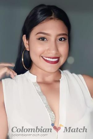 215375 - Diana Age: 27 - Colombia
