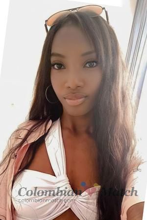 215380 - Darling Age: 27 - Colombia