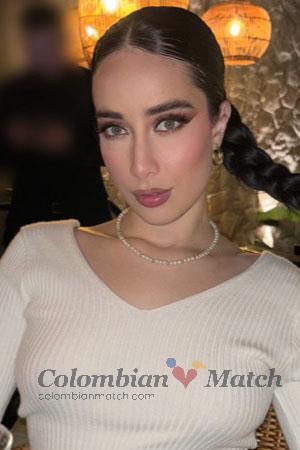 216002 - Juana Valentina Age: 24 - Colombia