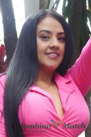216644 - Adriana Age: 35 - Colombia