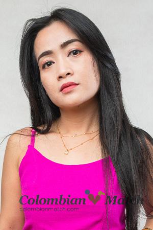 217060 - Pornnipa (Noi) Age: 38 - Thailand