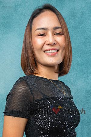 217065 - Nipa (Nicha) Age: 41 - Thailand