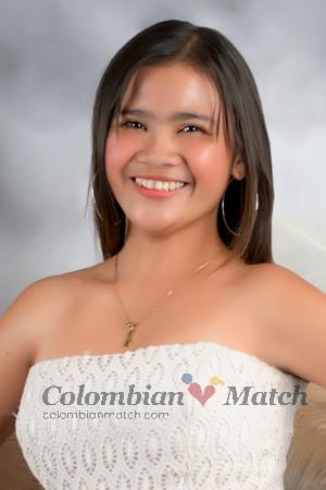 218190 - Chielo Age: 21 - Philippines